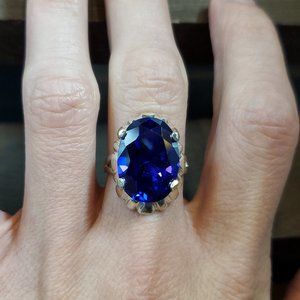 Size 8 925 Sterling Silver Large Blue Purple Cubic Zirconia Gem Ring